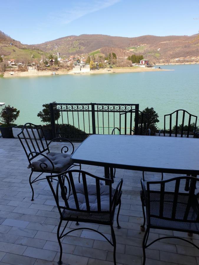 נובי פאזאר Lake House מראה חיצוני תמונה
