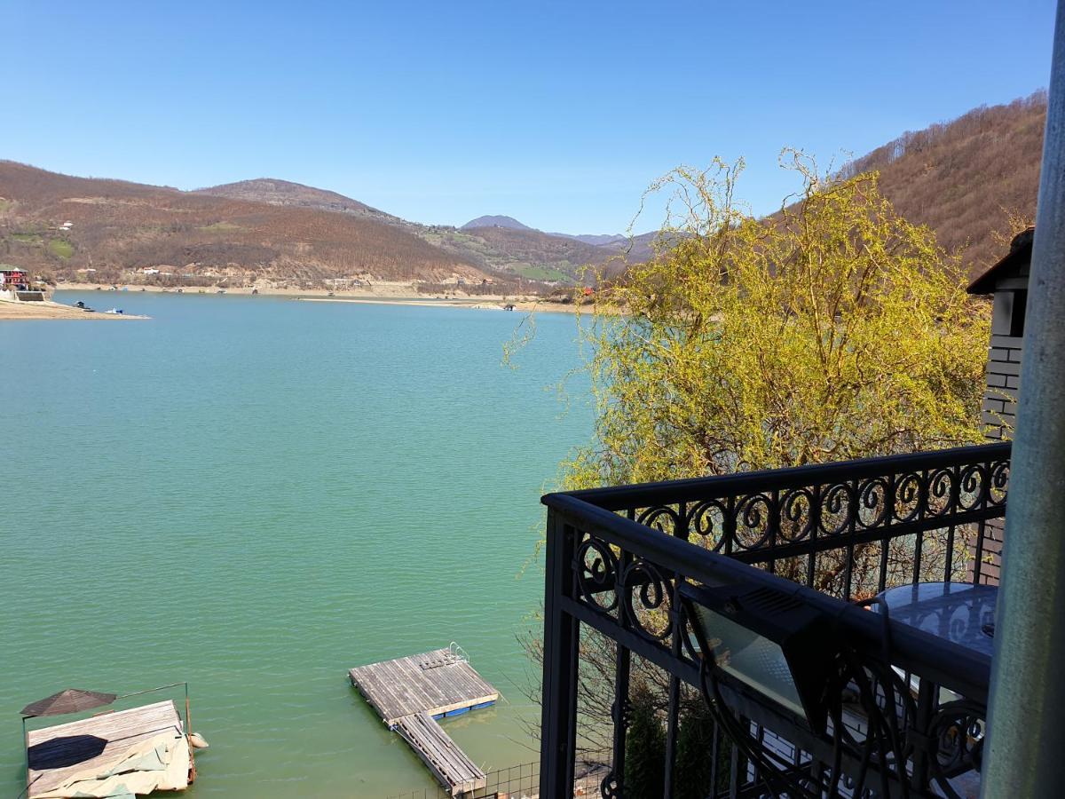 נובי פאזאר Lake House מראה חיצוני תמונה
