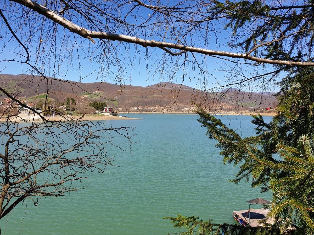 נובי פאזאר Lake House מראה חיצוני תמונה