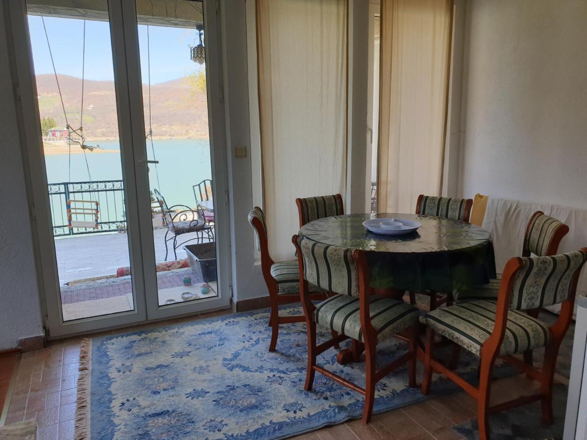 נובי פאזאר Lake House מראה חיצוני תמונה